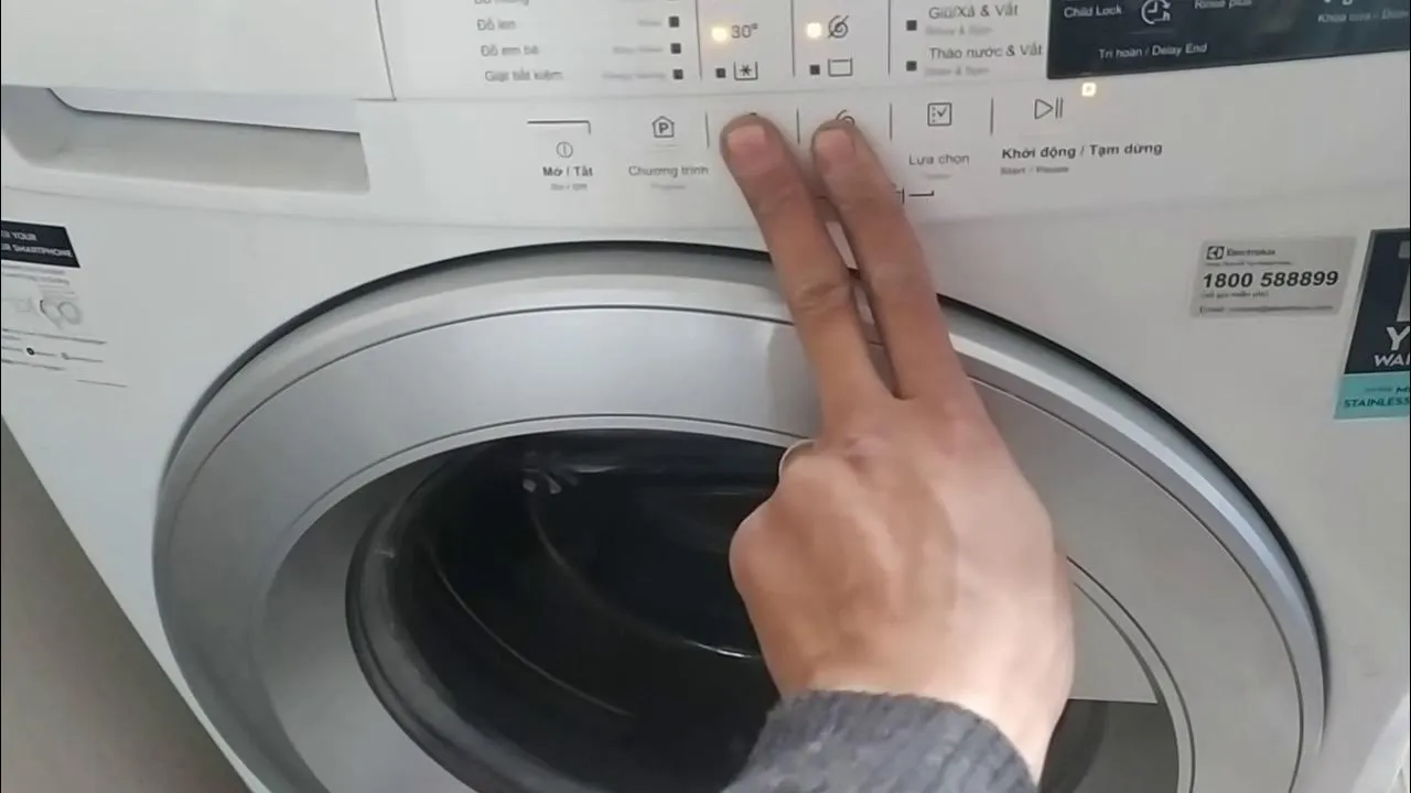 Cách mở khóa trẻ em máy giặt Electrolux