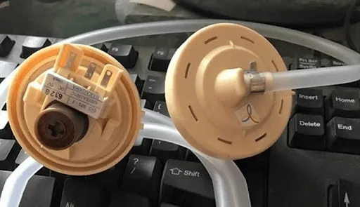 Cảm biến động cơ gặp sự cố