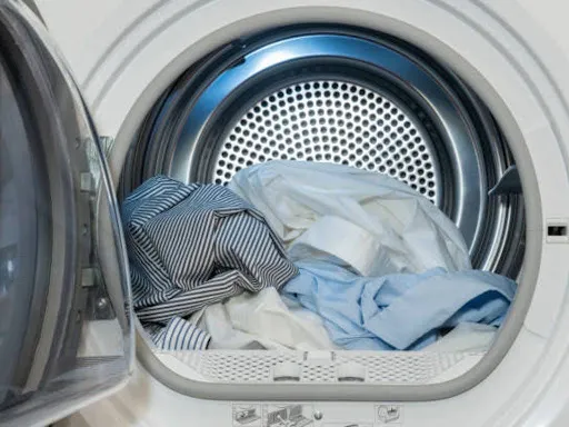 Không nên thường xuyên sấy đồ rất ướt