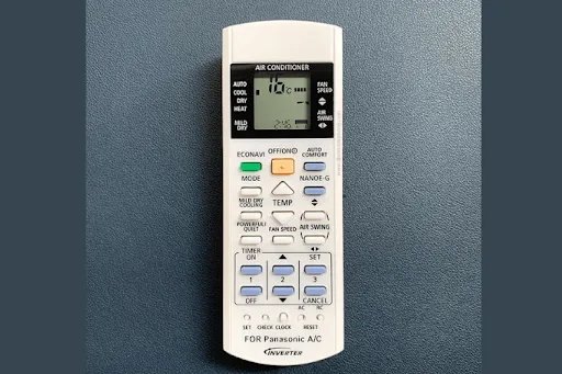 Lý do điều khiển điều hòa Panasonic không có nút check