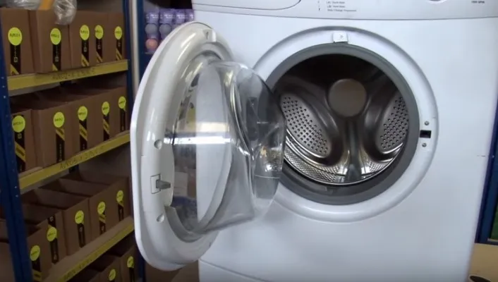 Nguyên nhân máy giặt Electrolux bị khóa