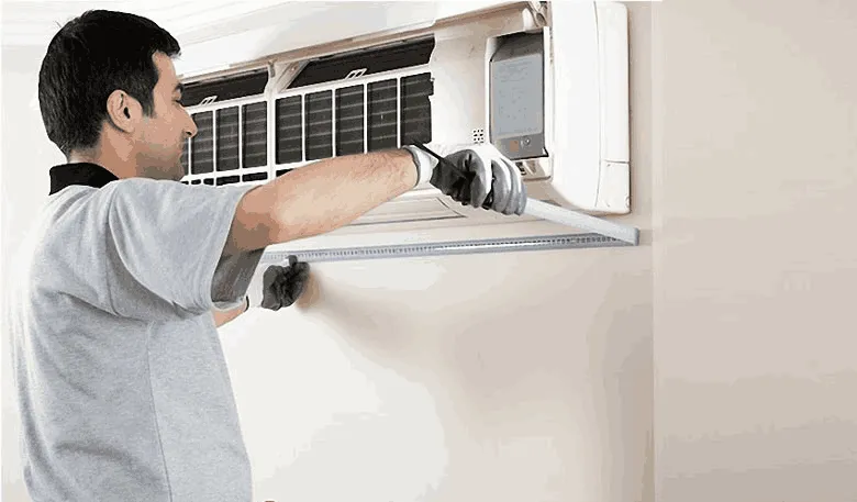 Thay thế máng thoát nước điều hòa Panasonic 